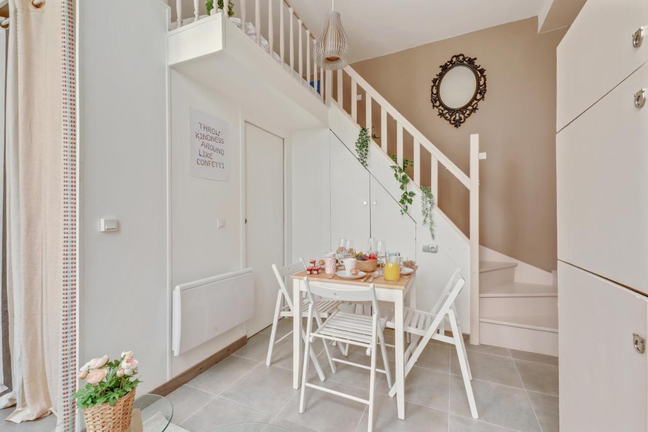Charming & Cosy Flat In Heart Of Marais, 2Min Walk To Art & Metier Museum Apartment Paris Bagian luar foto